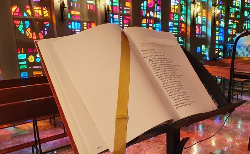 imagen La Palabra.  Jueves no, Sábado sí